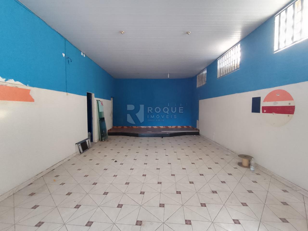 Salão para aluguel no bairro Parque Residencial Santa Eulália: Salão