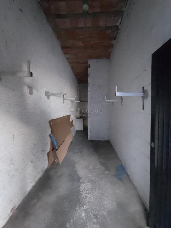 Salão para aluguel no bairro Parque Residencial Santa Eulália: Corredor Lateral