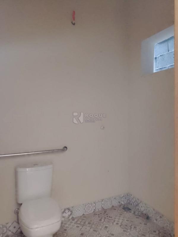 Salão para aluguel no bairro Jardim Santa Cecília: WC