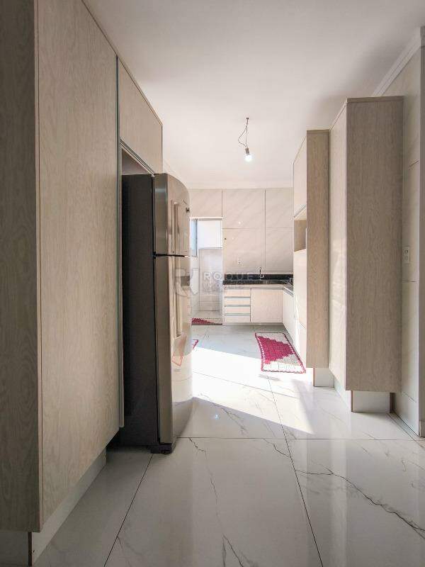 Casa Residencial à venda no bairro Jardim Santo André: COZINHA