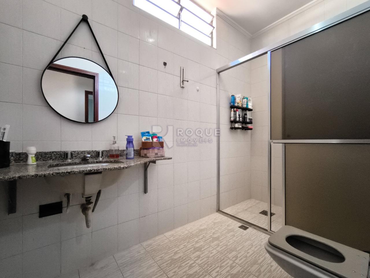 Casa Residencial à venda no bairro Vila Conceição: WC SOCIAL PISO SUPERIOR