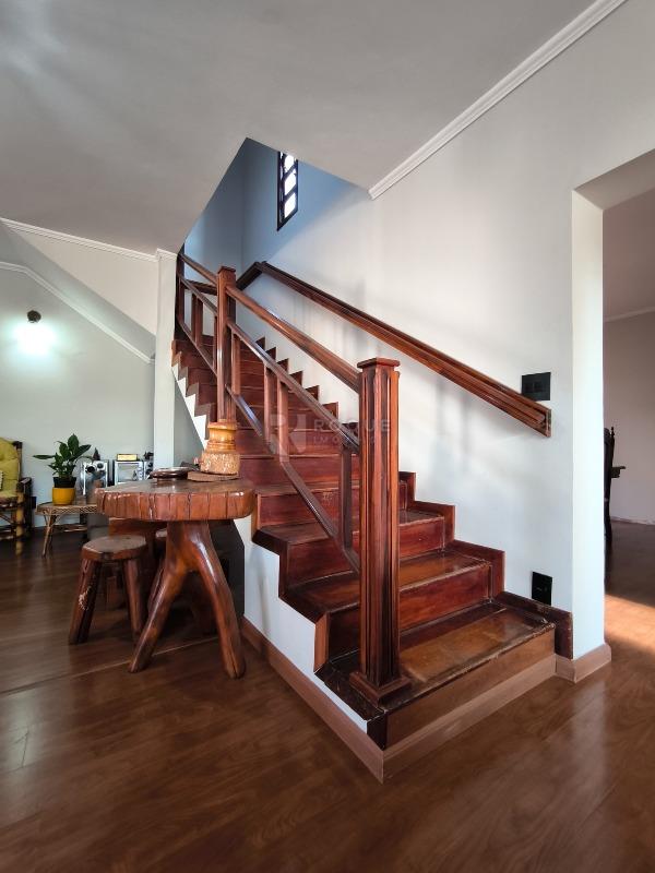 Casa Residencial à venda no bairro Vila Conceição: ACESSO PISO SUPERIOR