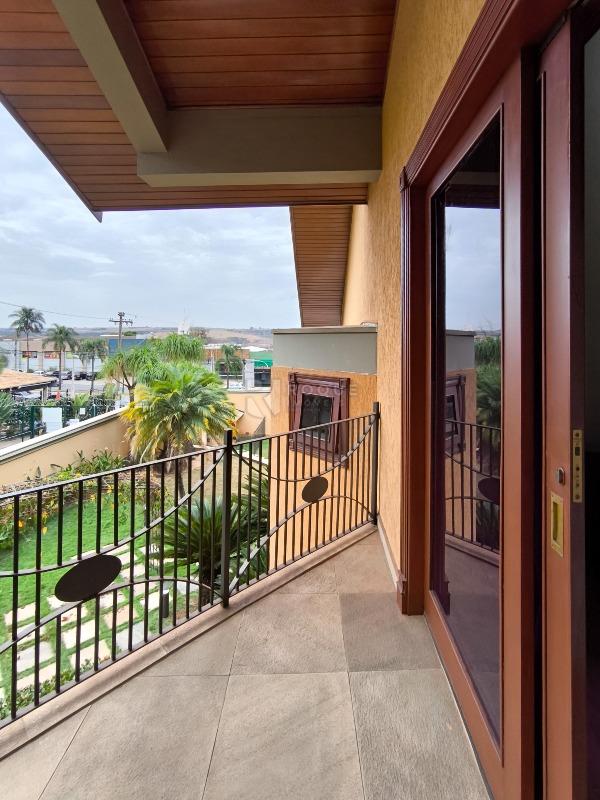 Casa em condomínio à venda no bairro Jardim Aquárius: SACADA SALA DE TV