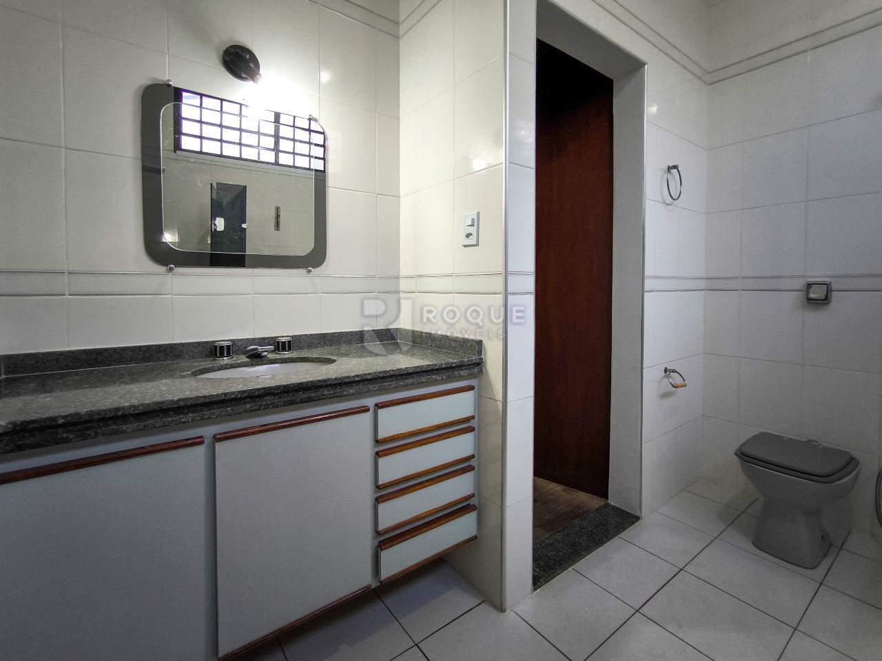 Casa Residencial à venda no bairro Vila São Roque: WC SUÍTE