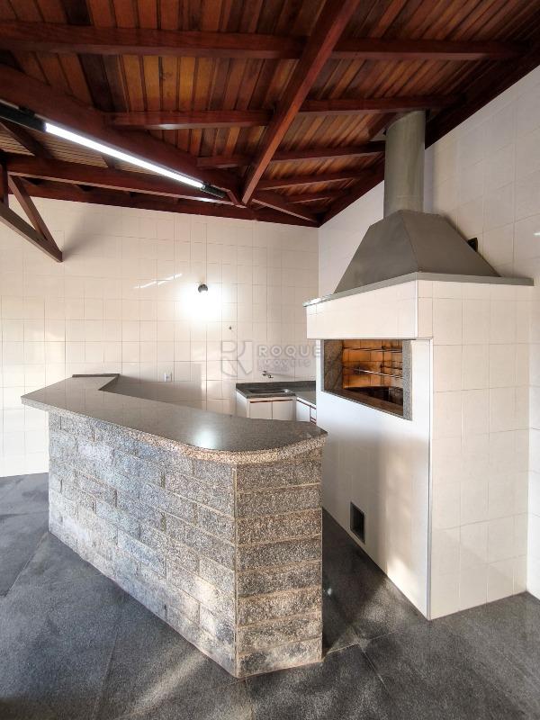 Casa Residencial à venda no bairro Vila São Roque: CHURRASQUEIRA