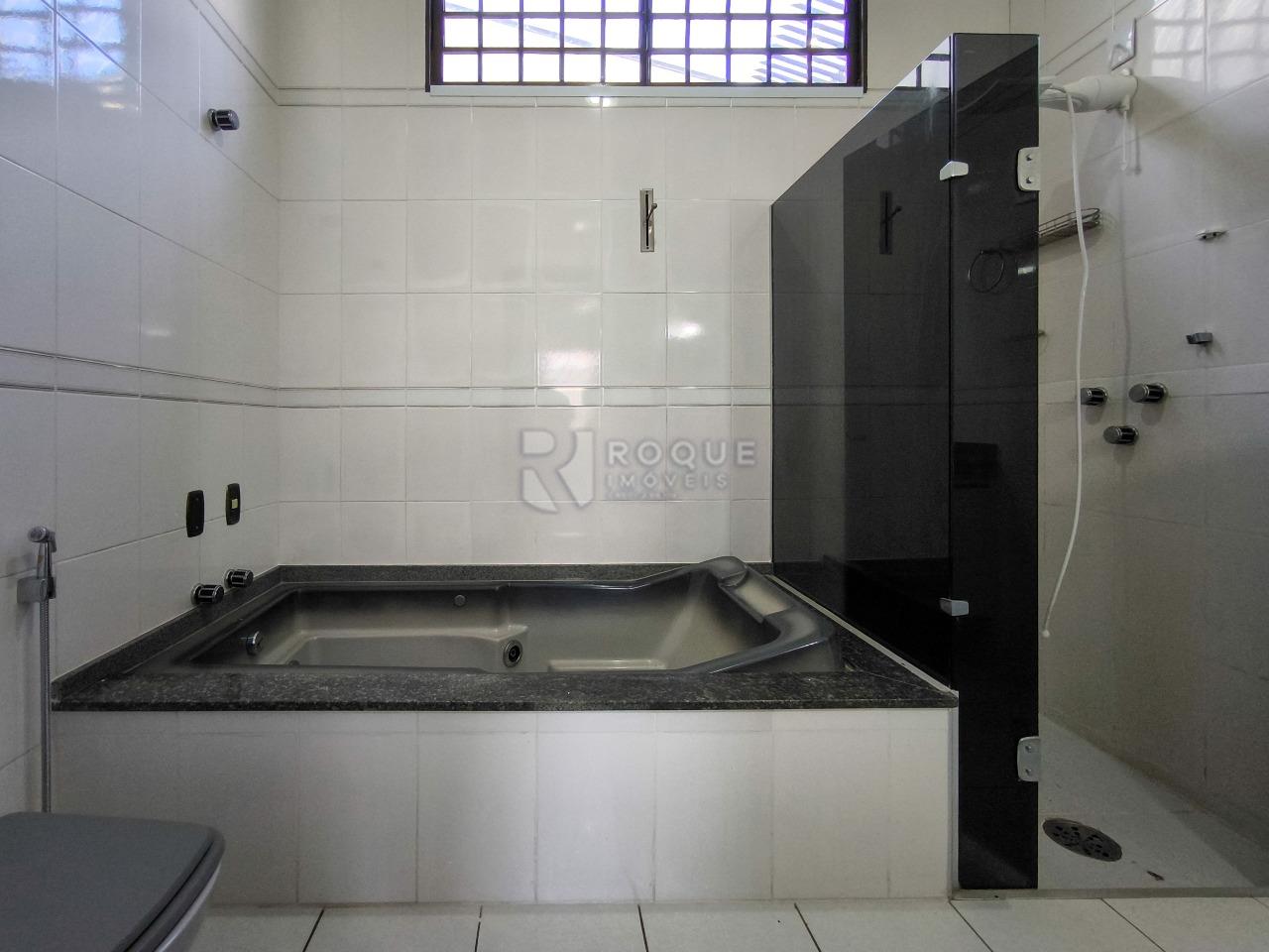 Casa Residencial à venda no bairro Vila São Roque: WC SUÍTE