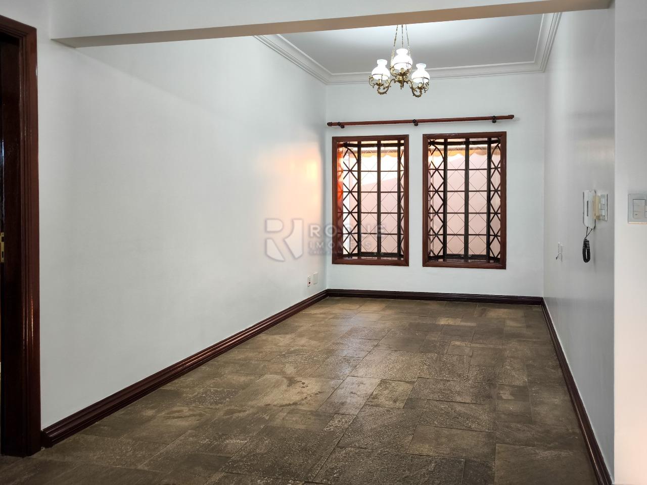 Casa Residencial à venda no bairro Vila São Roque: SALA DE JANTAR