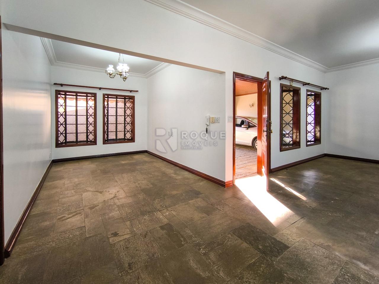 Casa Residencial à venda no bairro Vila São Roque: SALAS