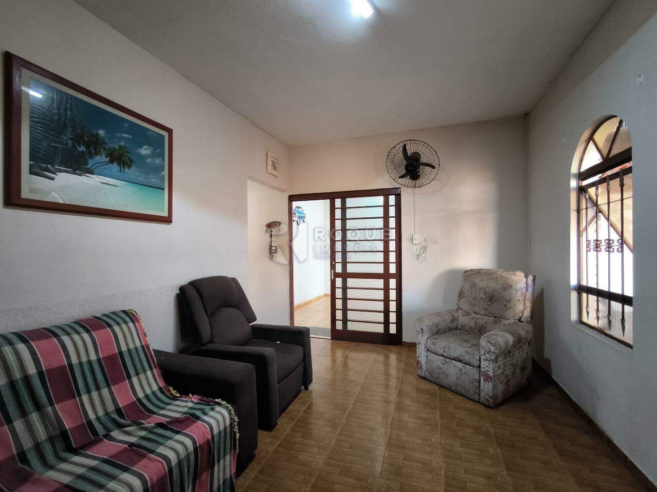 Casa Residencial à venda no bairro Parque Hippolyto: SALA DE ESTAR