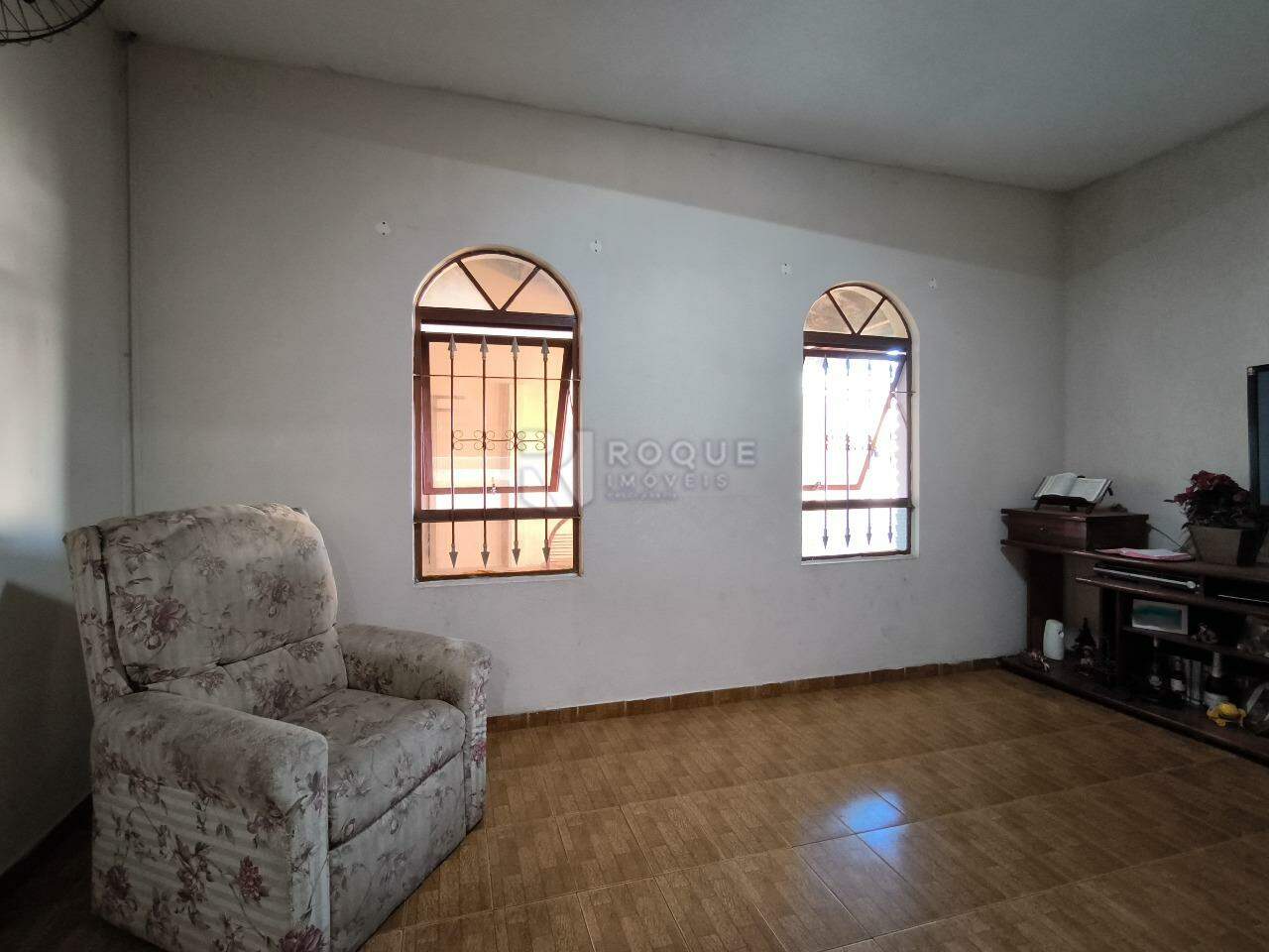 Casa Residencial à venda no bairro Parque Hippolyto: SALA DE ESTAR