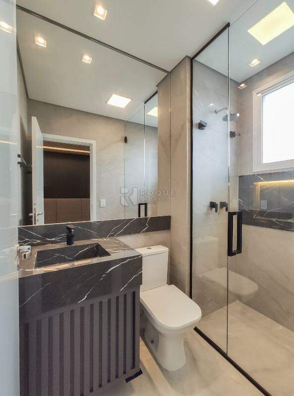 Apartamento à venda no bairro Jardim Florença: WC Suíte 2