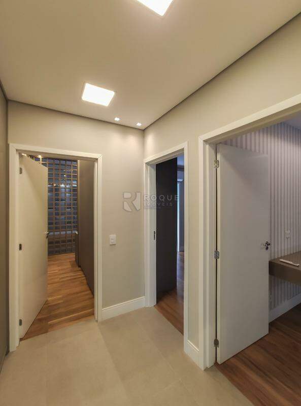 Apartamento à venda no bairro Jardim Florença: Hall 