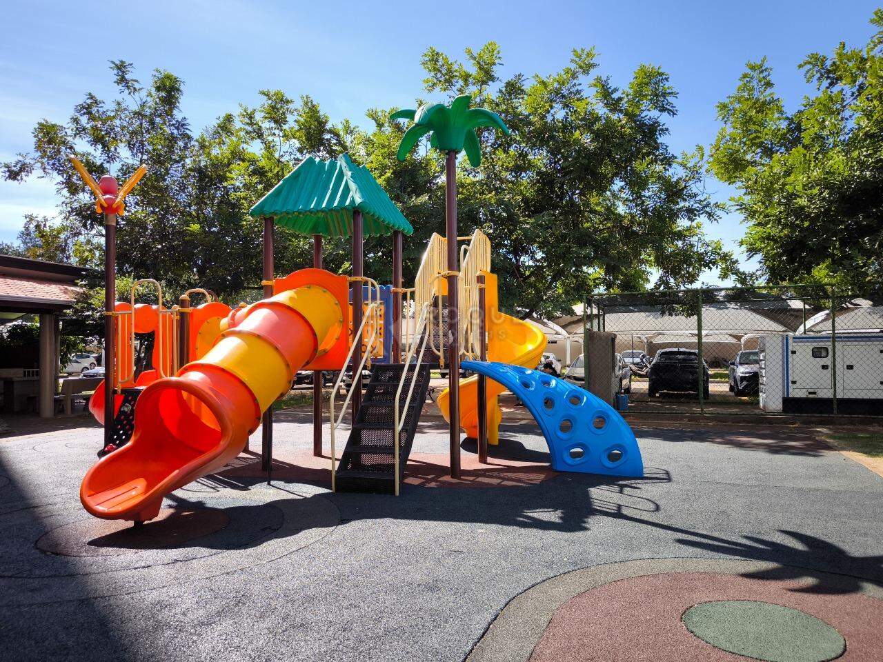 Apartamento à venda no bairro Jardim Esmeralda: PLAYGROUND