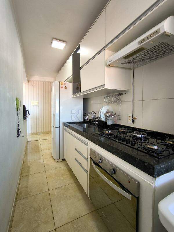 Apartamento à venda no bairro Jardim Esmeralda: COZINHA