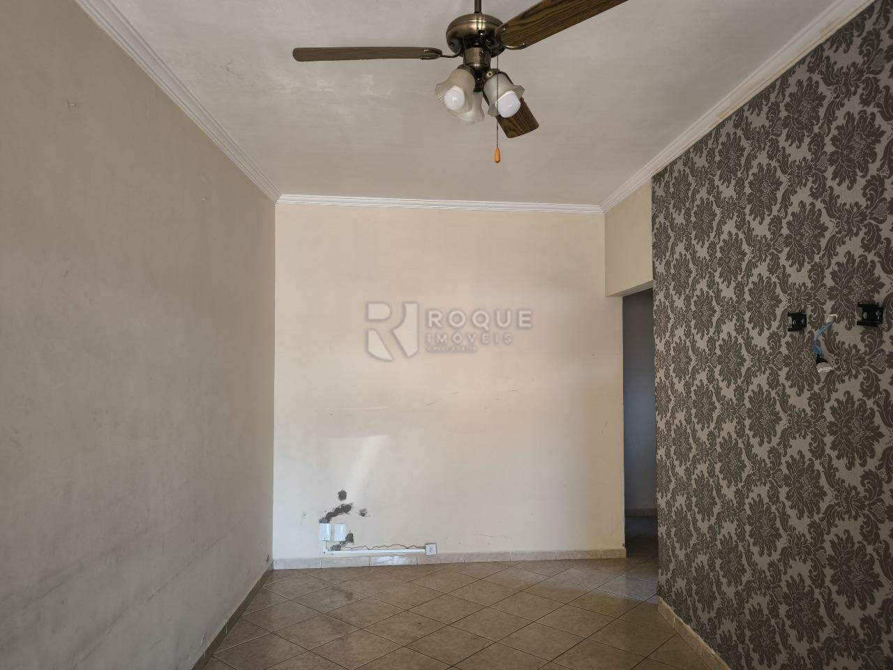 Casa Residencial à venda no bairro Jardim Ipanema: SALA DE ESTAR