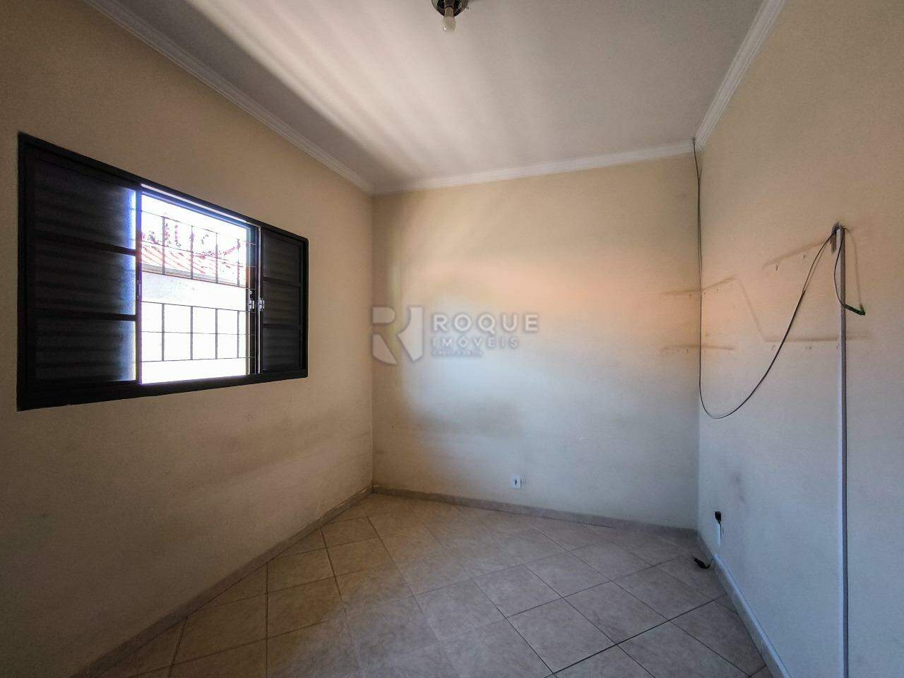 Casa Residencial à venda no bairro Jardim Ipanema: DORMITÓRIO 1