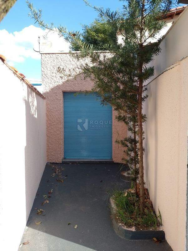 Casa com salão para aluguel no bairro Jardim São Manoel: Acesso