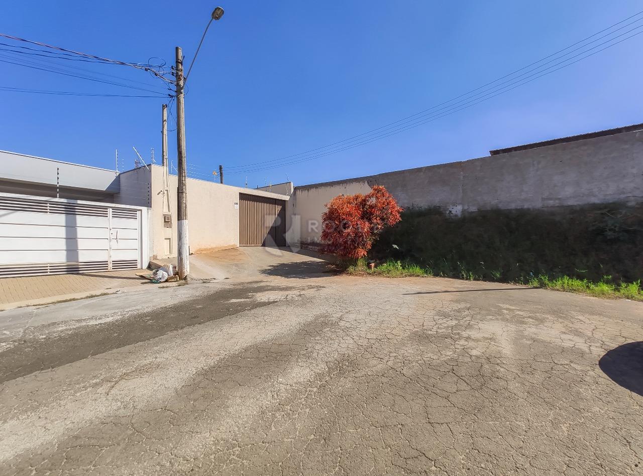 Casa Residencial à venda no bairro Vila Residencial Vale das Flores: Fachada 