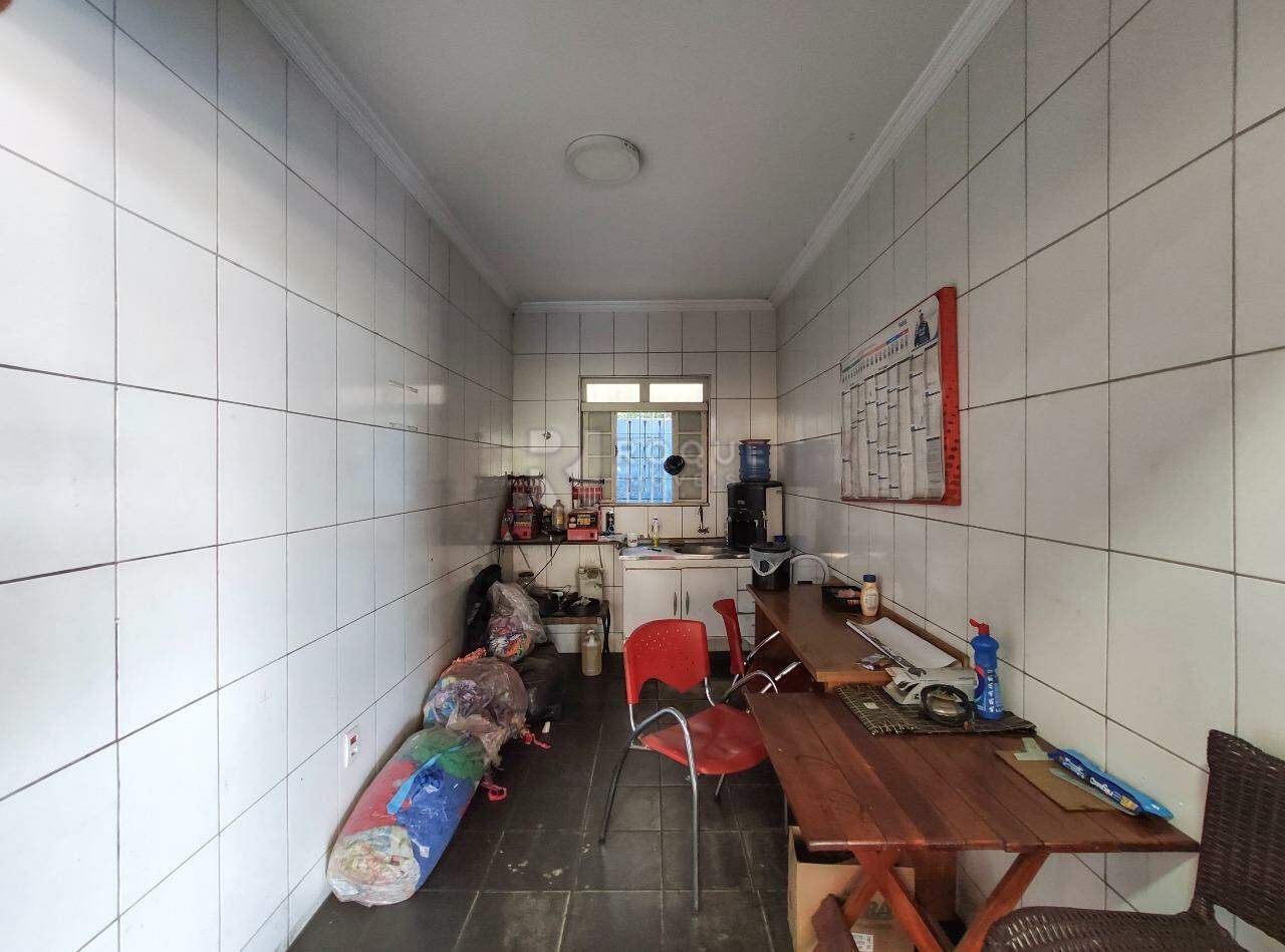 Barracão/Galpão para aluguel no bairro Jardim Esteves: Copa 