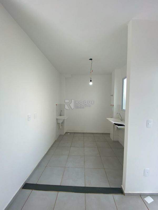 Apartamento à venda no bairro Fazenda Duas Barras: 