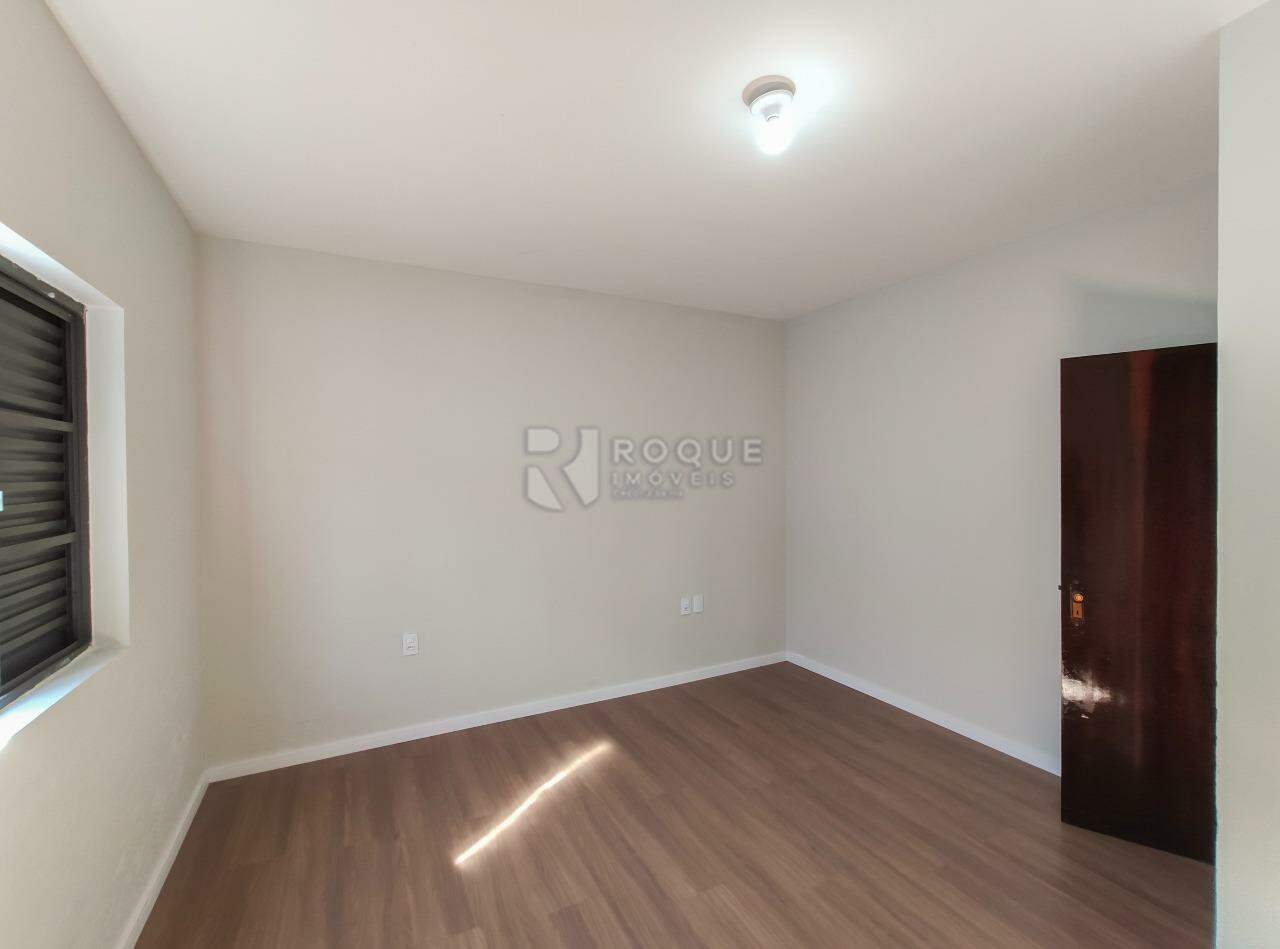 Casa Residencial para aluguel no bairro Jardim Caieira: Dormitório 3