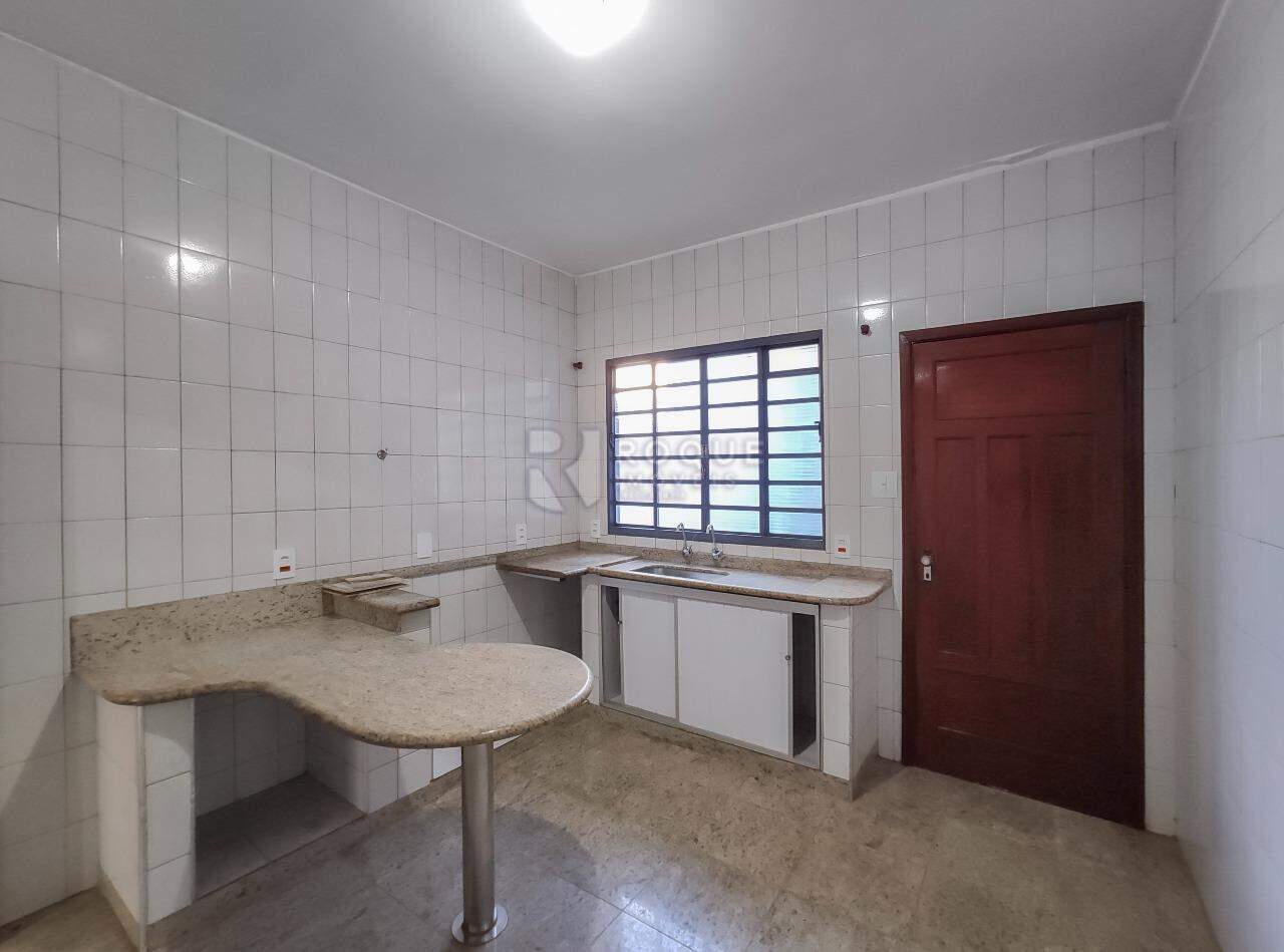 Casa Residencial para aluguel no bairro Jardim Caieira: Cozinha