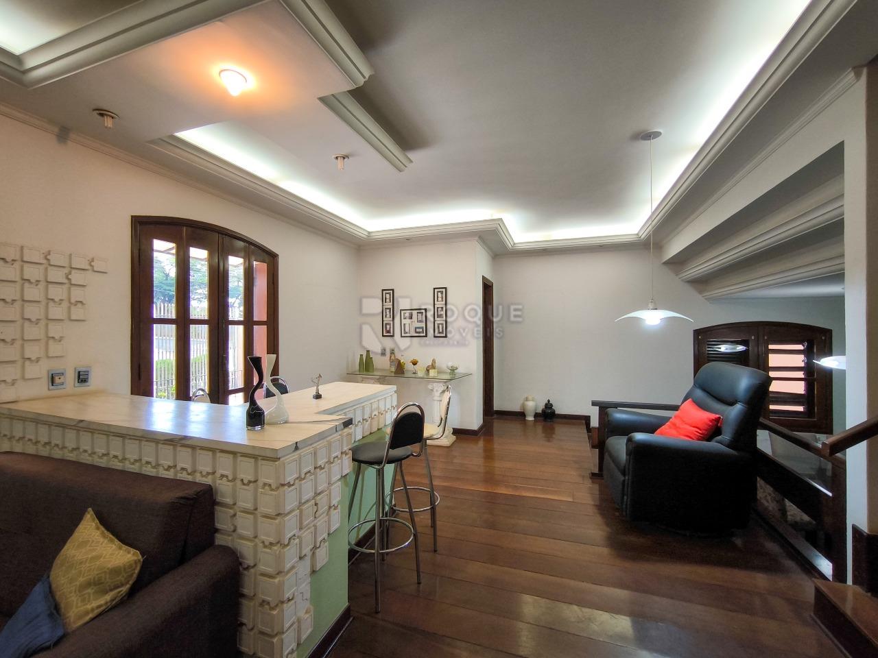 Casa em condomínio à venda no bairro Jardim Florença: SALA DE ESTAR