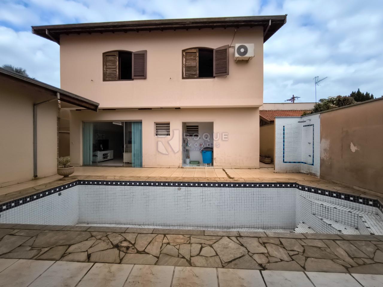 Casa em condomínio à venda no bairro Jardim Florença: FUNDOS