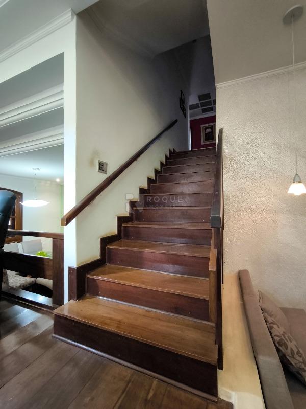 Casa em condomínio à venda no bairro Jardim Florença: ACESSO PISO SUPERIOR