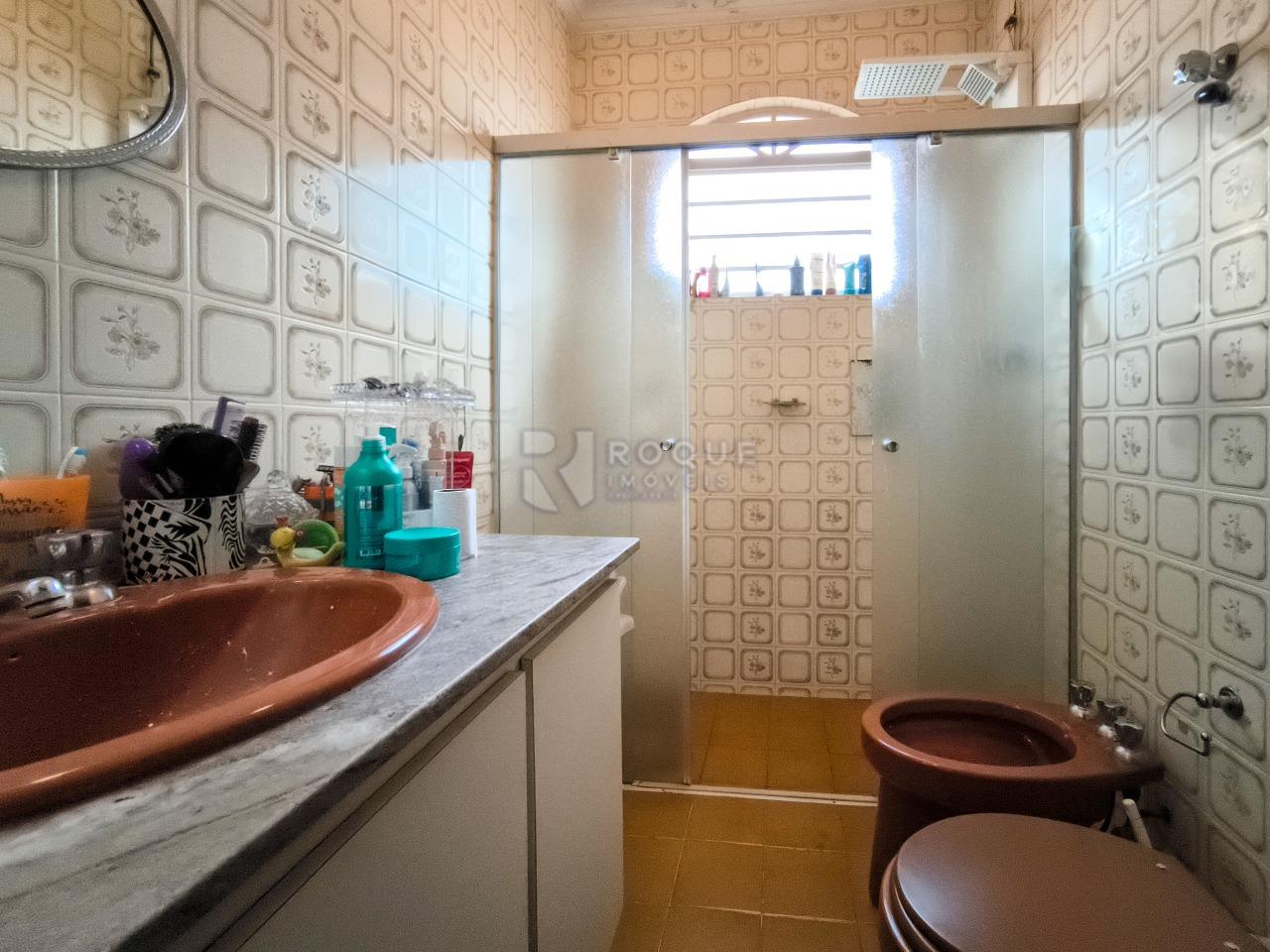 Casa em condomínio à venda no bairro Jardim Florença: BANHEIRO SOCIAL