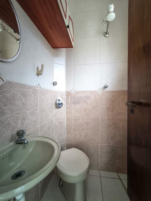 Casa em condomínio à venda no bairro Jardim Florença: BANHEIRO SOCIAL