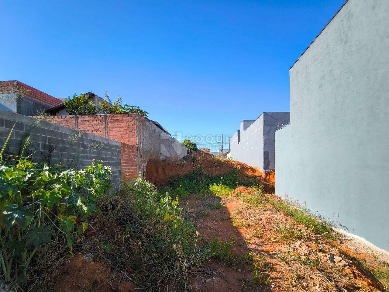 Terreno à venda no bairro Jardim Marajoara: 