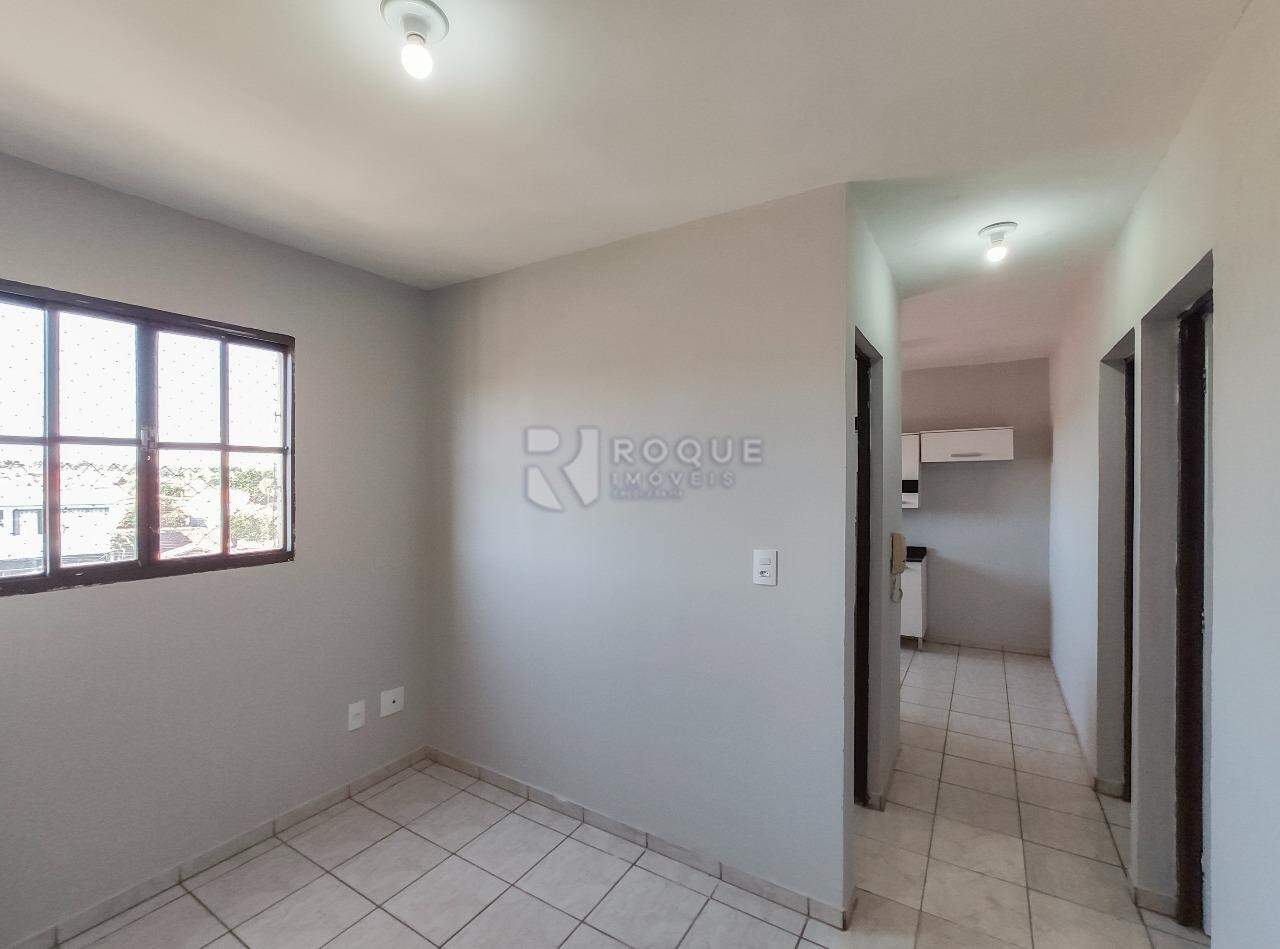 Apartamento à venda no bairro Parque Residencial Abílio Pedro: Sala