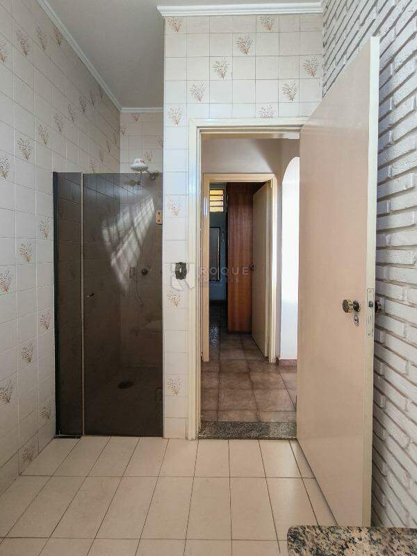 Casa Residencial à venda no bairro Jardim Montezuma: WC SUÍTE