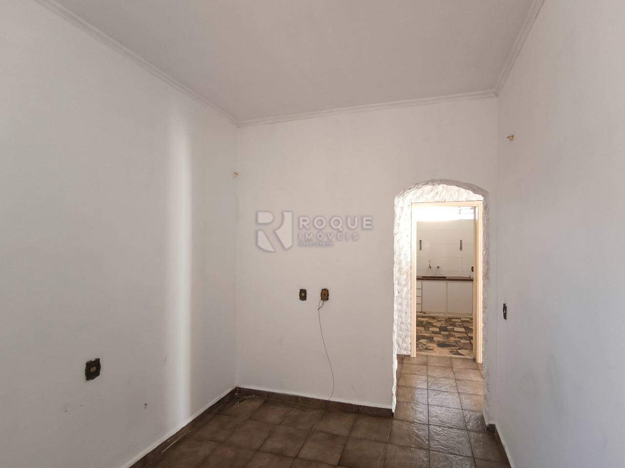 Casa Residencial à venda no bairro Jardim Montezuma: ESCRITÓRIO