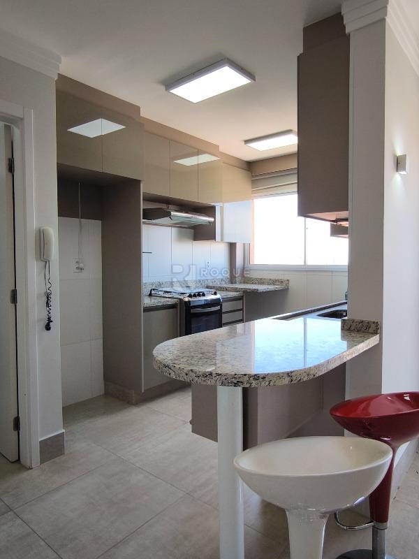 Apartamento à venda no bairro Chácaras Antonieta: COZINHA