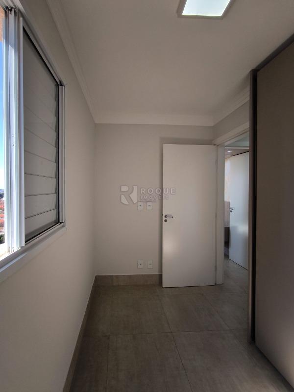 Apartamento à venda no bairro Chácaras Antonieta: DORMITÓRIO 2