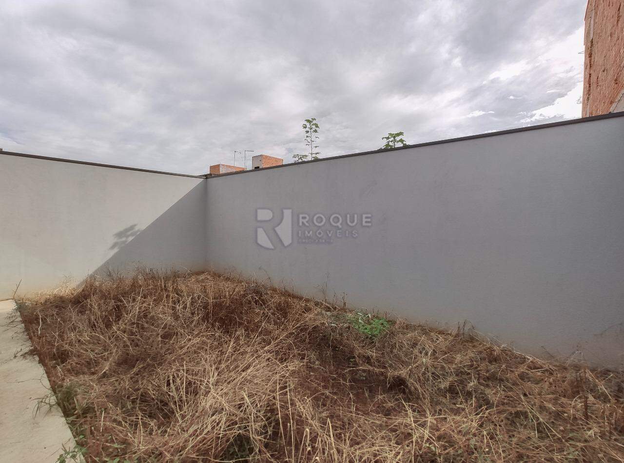 Casa Residencial à venda no bairro Jardim dos Jequitibás: Fundo