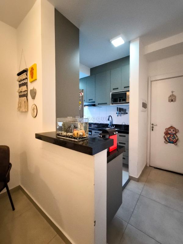 Apartamento à venda no bairro Jardim Residencial Victório Lucato: COZINHA