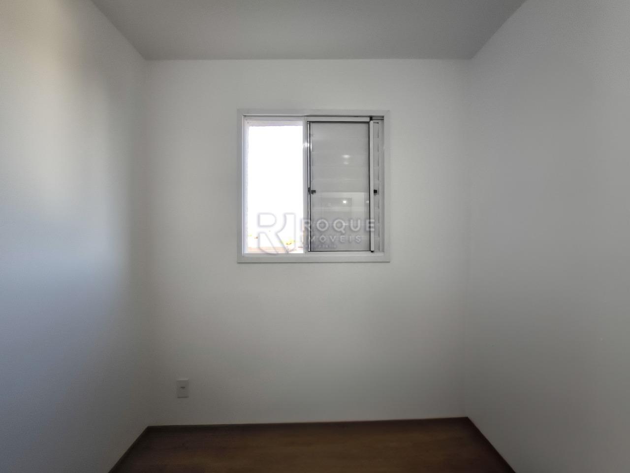 Apartamento à venda no bairro Chácaras Antonieta: DORMITÓRIO 1