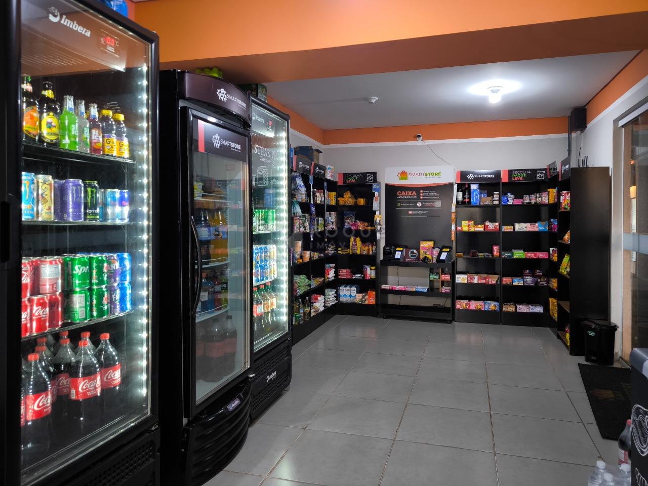 Apartamento à venda no bairro Chácaras Antonieta: MINI MERCADO