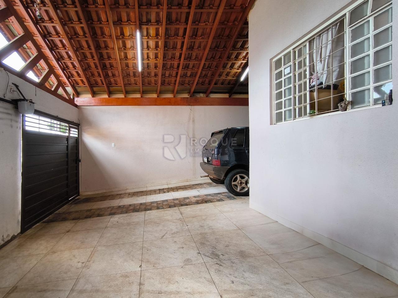 Casa Residencial à venda no bairro Jardim São Lourenço: GARAGEM