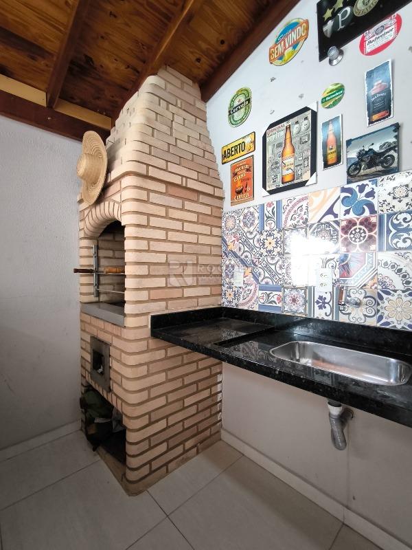 Casa Residencial à venda no bairro Jardim São Lourenço: CHURRASQUEIRA