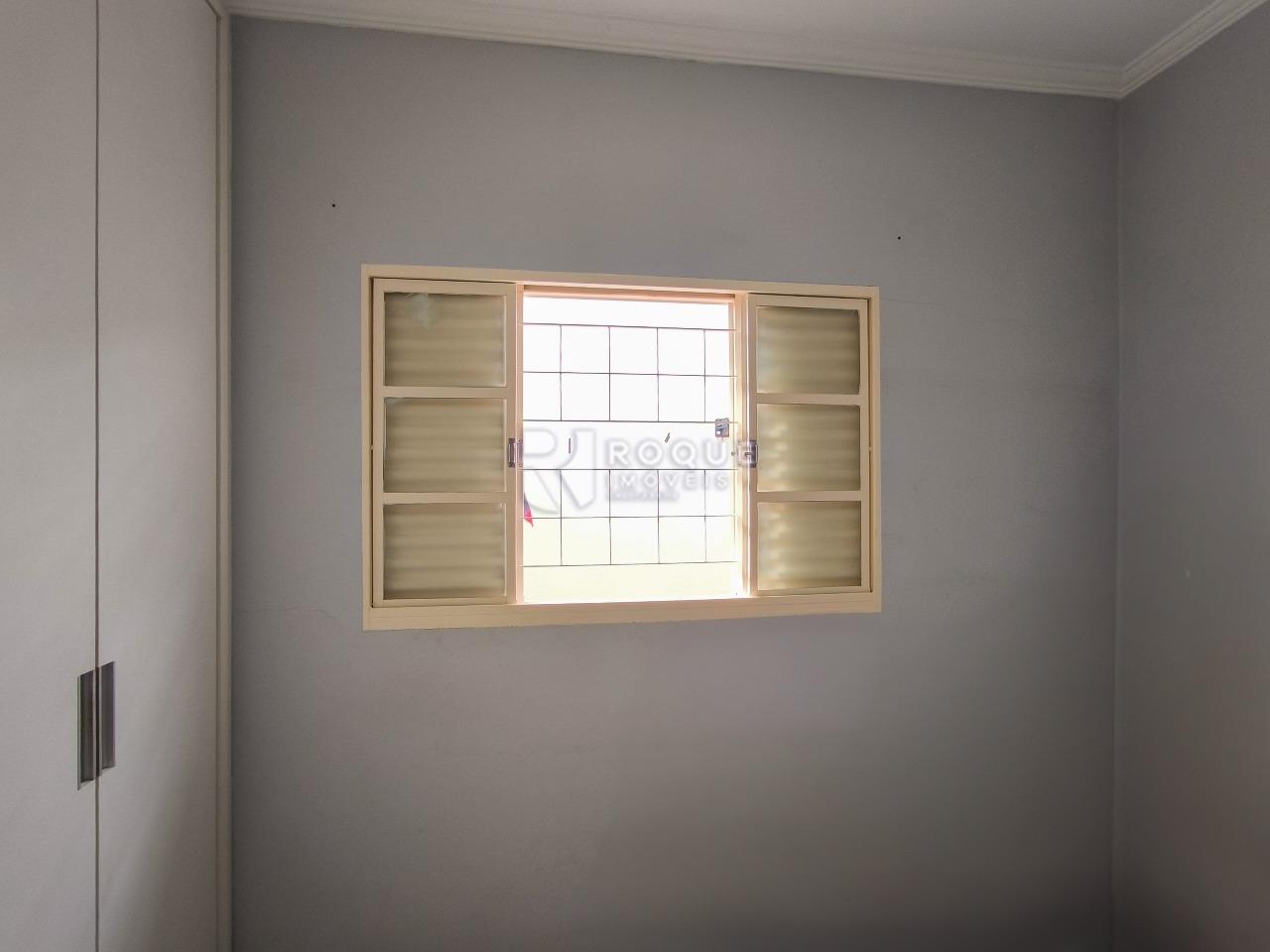 Casa Residencial à venda no bairro Jardim São Lourenço: DORMITÓRIO 2