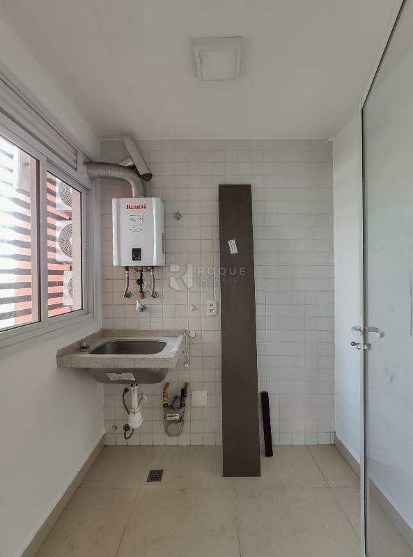 Apartamento para aluguel no bairro Jardim Aquárius: Área de serviço