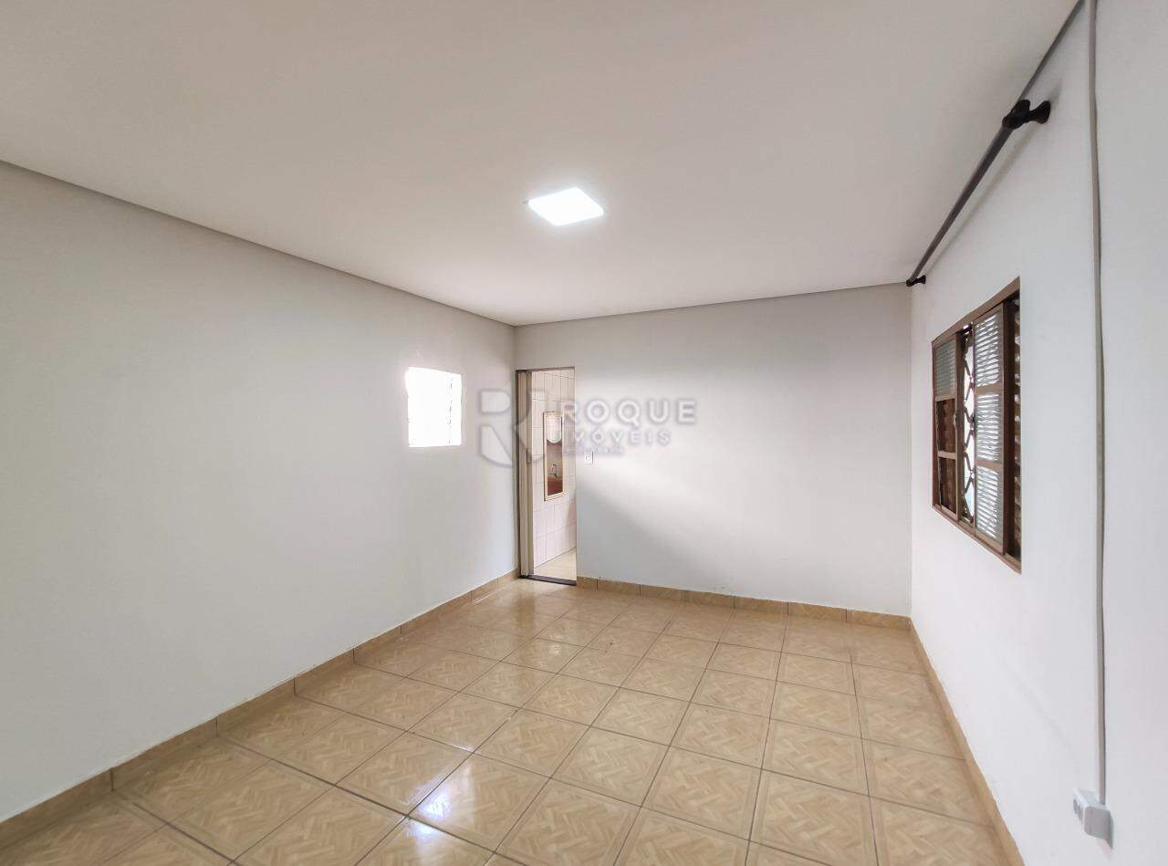 Casa Residencial para aluguel no bairro Boa Vista: Dormitório 1 suíte 