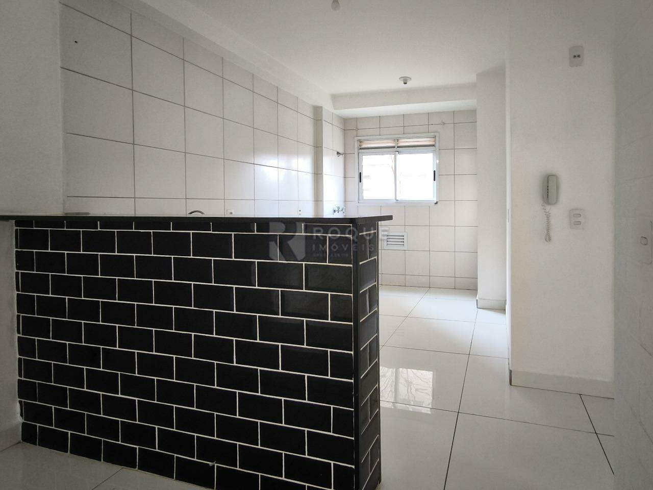 Apartamento à venda no bairro Residencial Rubi: COZINHA