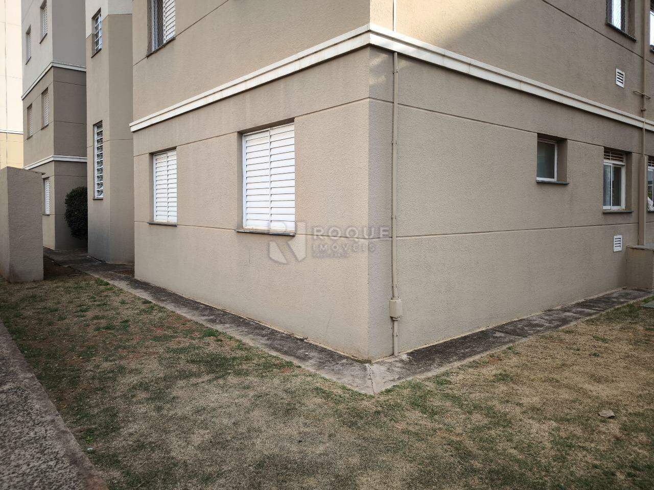 Apartamento à venda no bairro Residencial Rubi: LATERAL EXTERNA