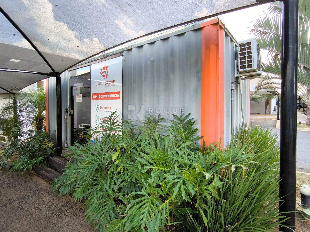 Apartamento à venda no bairro Residencial Rubi: MINI MERCADO