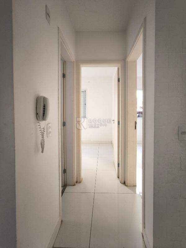 Apartamento à venda no bairro Residencial Rubi: CORREDOR INTERNO